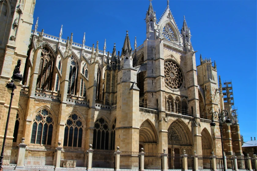De León a Hospital de Órbigo
