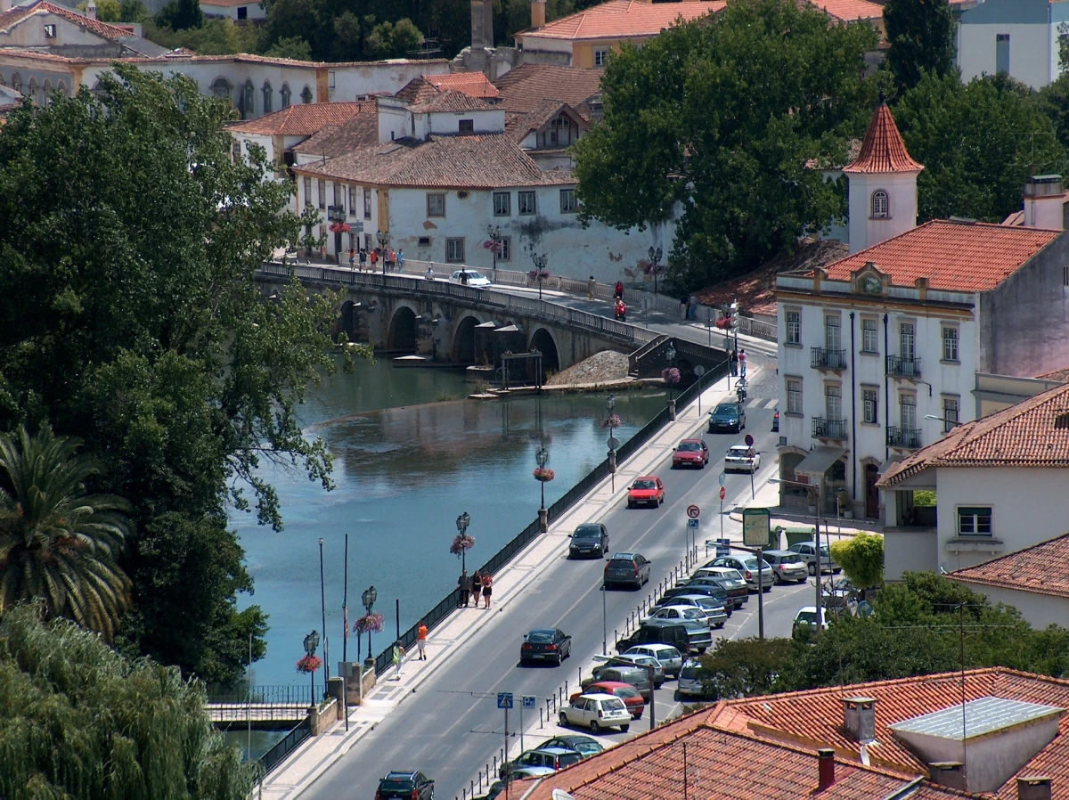 De Tomar a Alvaiázere